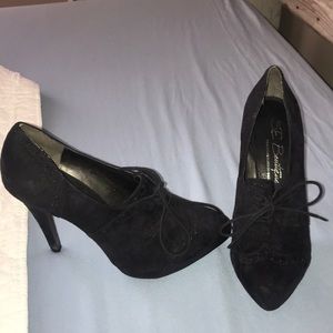 Sam Edelman oxford black suede heels size 8